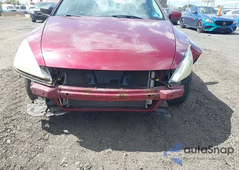 2005 Honda Accord 2.4 Ex from USA, damaged, VIN 1HGCM568X5A019556